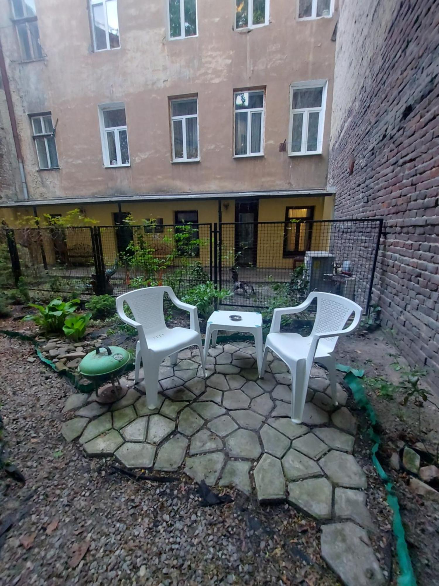 לבוב Shpytalna Apartments מראה חיצוני תמונה